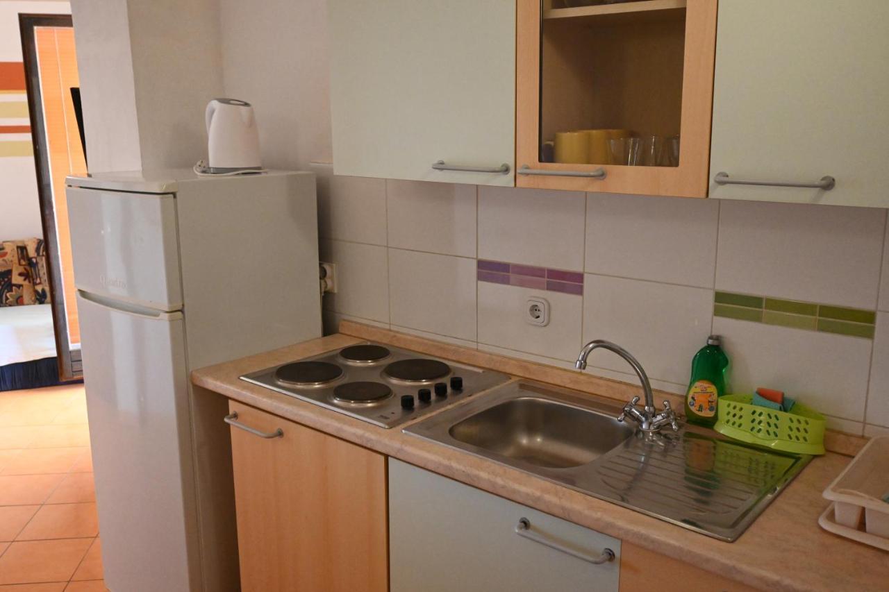 Apartments Tea Pag 파그 외부 사진
